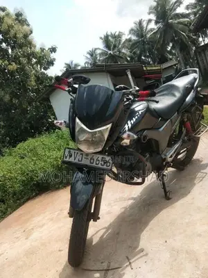 Hero-Honda Hunk 2009 Motorbike (Used)