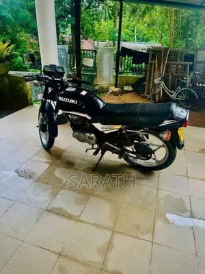 Suzuki GS125 Japan 2007 Motorbike (Used)