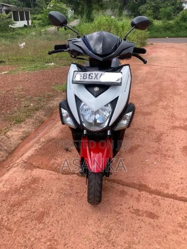 Yamaha ZR 2018 Motorbike (Used)