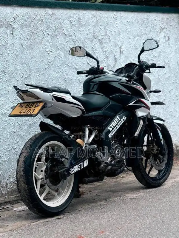 Bajaj Pulsar NS200 2014 Motorbike (Used)