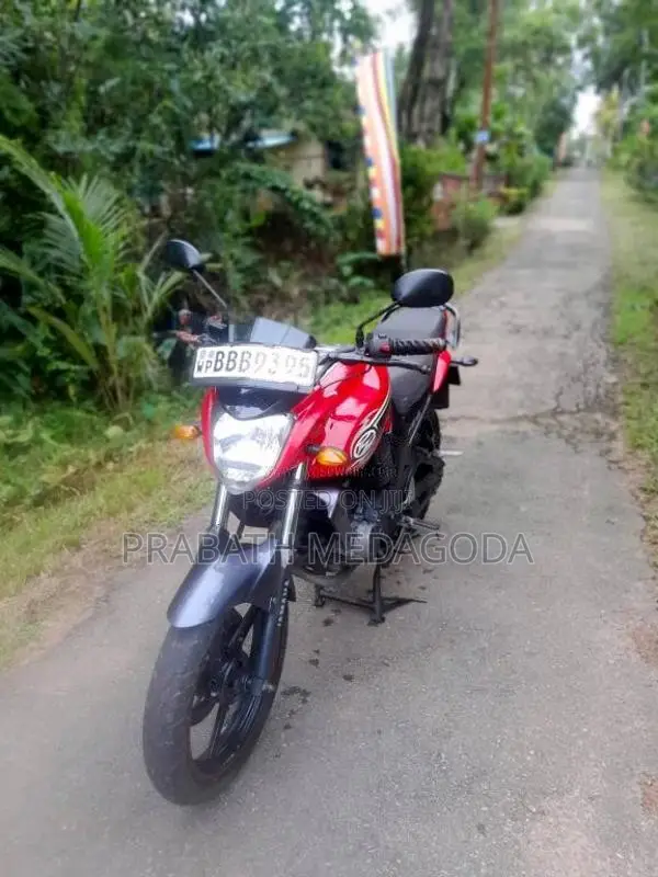 Yamaha FZ-S 2013 Motorbike (Used)