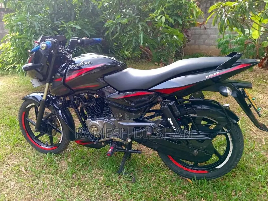 Bajaj Pulsar 2017 Motorbike (Used)