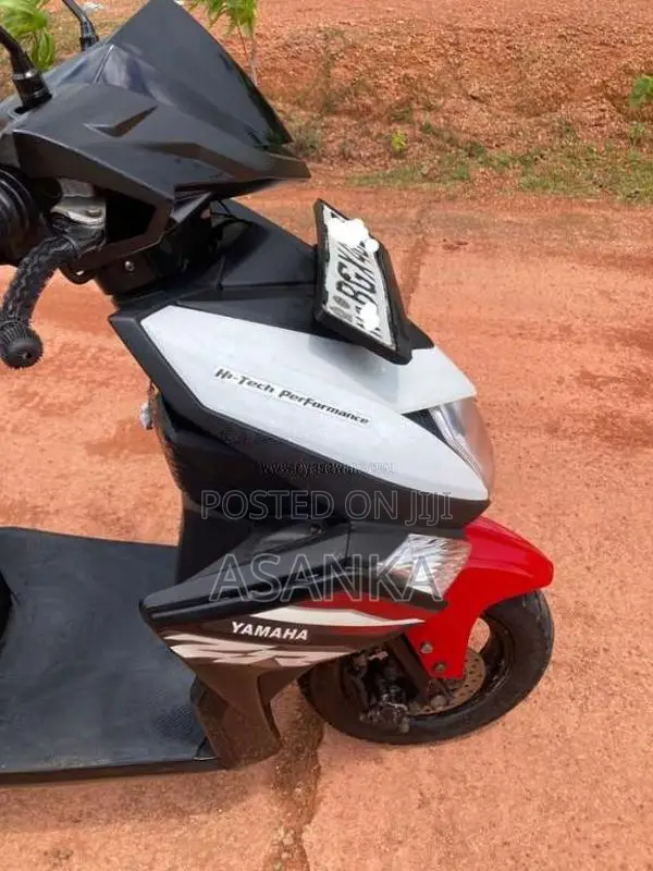 Yamaha ZR 2018 Motorbike (Used)