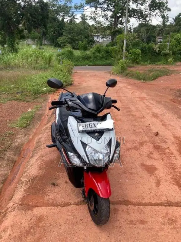 Yamaha ZR 2018 Motorbike (Used)