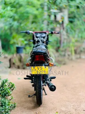 Bajaj CT-100 2010 Motorbike (Used)