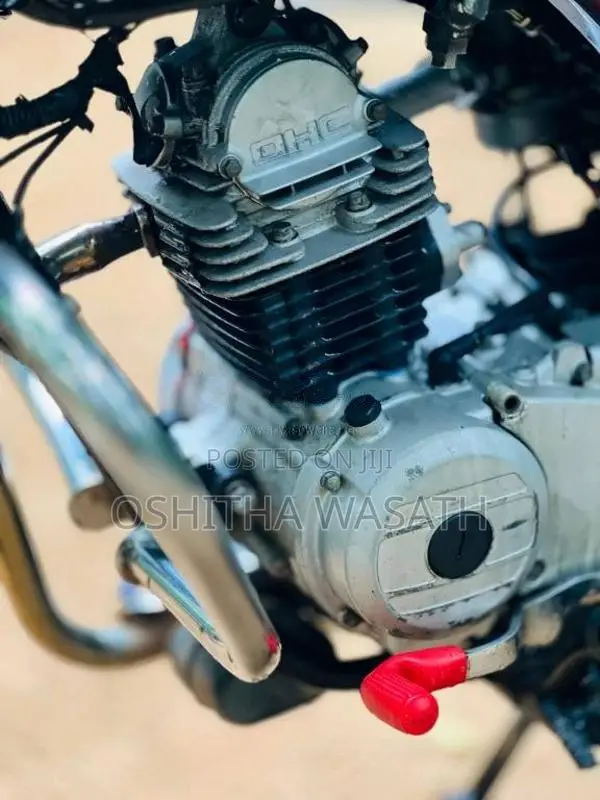 Bajaj CT-100 2010 Motorbike (Used)