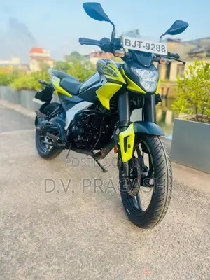 Bajaj Pulsar 2025 Motorbike (Used)