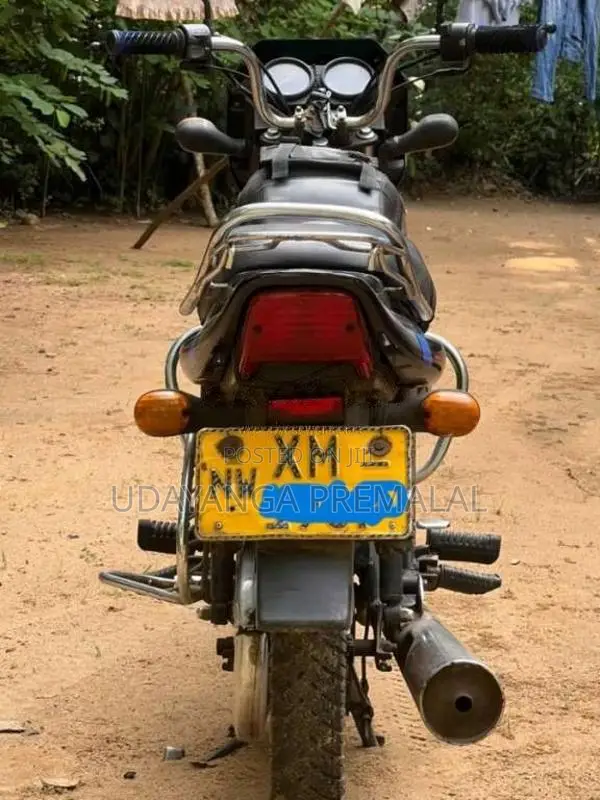 Bajaj Ct-100 2012 motorcycle (Used)