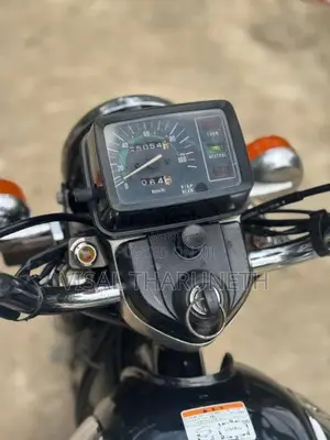 Honda CD 125 Benly 2005 Motorbike (Used)