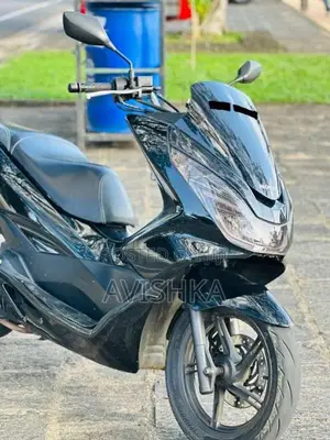 Honda Pcx 2018 Motorbike (Used)