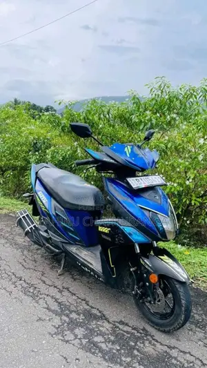 Yamaha ZR 2020 Motorbike (Used)