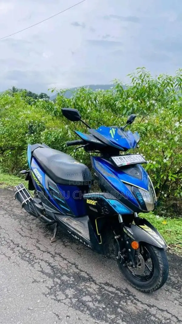 Yamaha ZR 2020 Motorbike (Used)