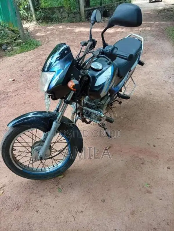 Bajaj CT-100 2004 Motorbike (Used)