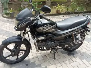 Hero-Honda Splendor 2012 Motorbike (Used)