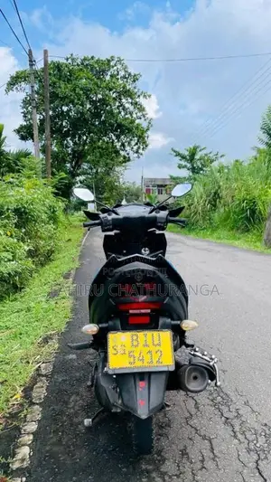 Yamaha ZR 2020 Motorbike (Used)