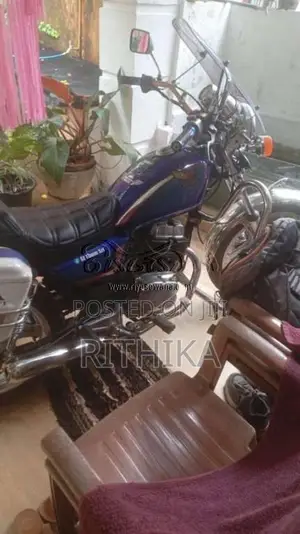 Honda LA Custom 250 1986 Motorbike (Used)