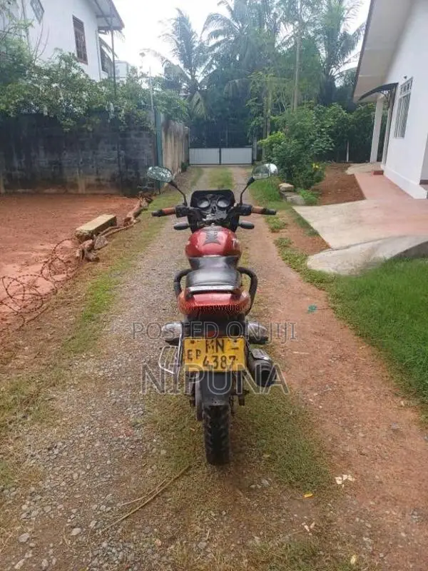 Bajaj Pulsar 2006 Motorbike (Used)