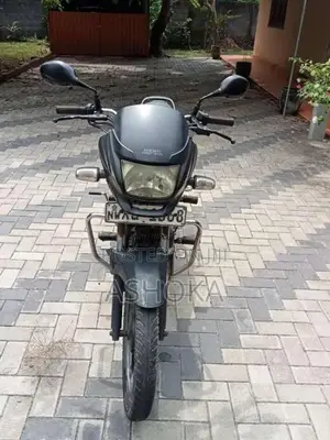 Hero-Honda Splendor 2012 Motorbike (Used)