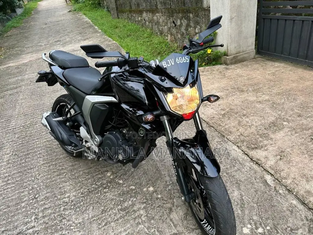 Honda FZ V 2 2025 Motorbike (Used)