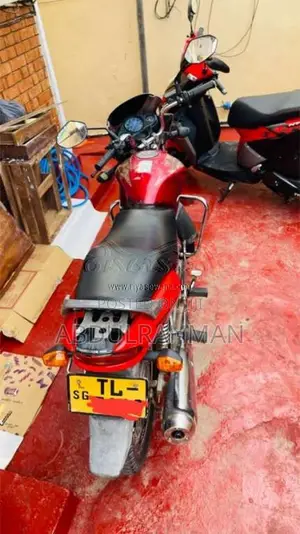 Hero-Honda Glamour 2006 Motorbike (Used)