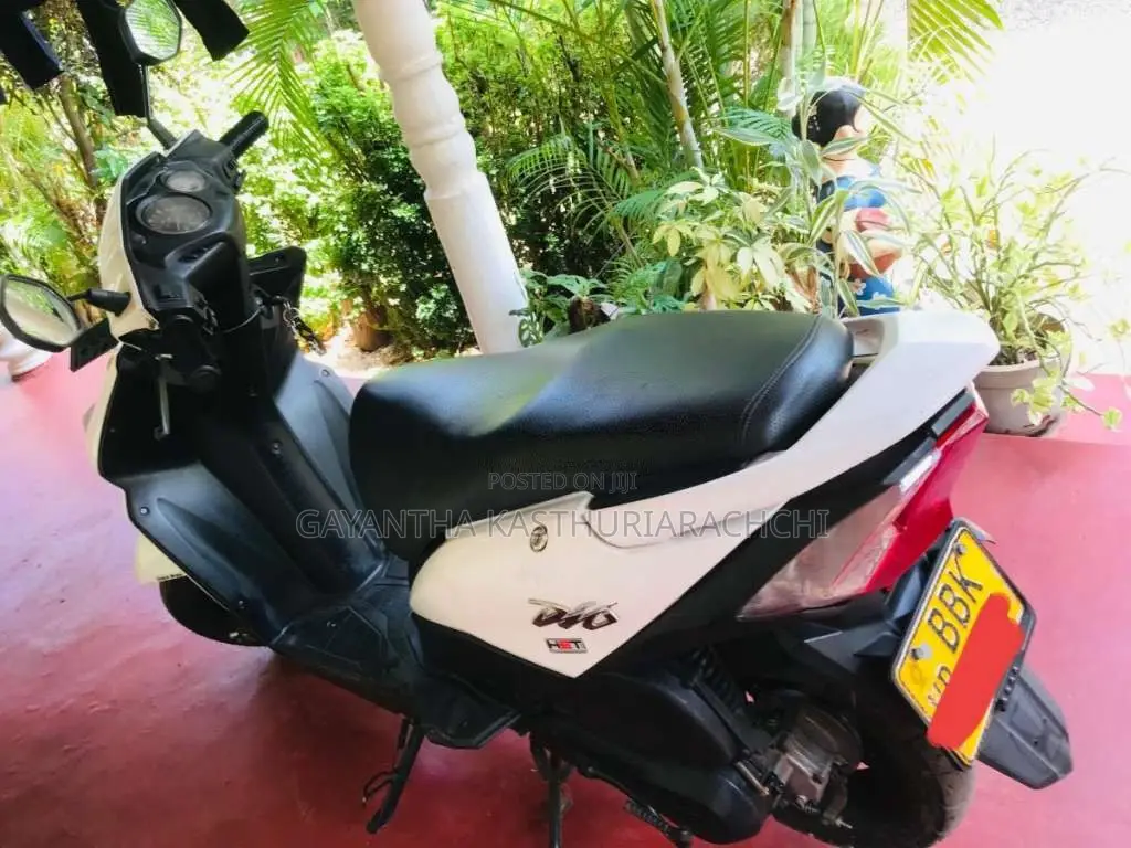 Honda Dio 2014 motorcycle (Used)