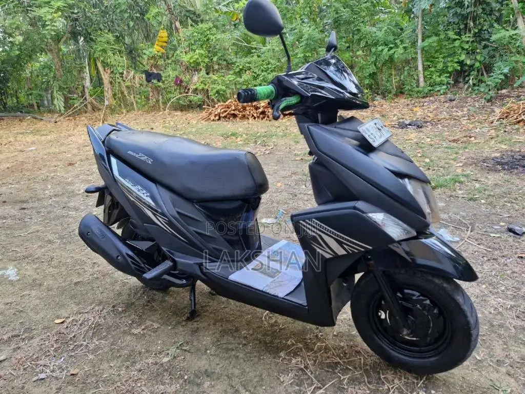Yamaha Ray ZR 2018 Motorbike (Used)