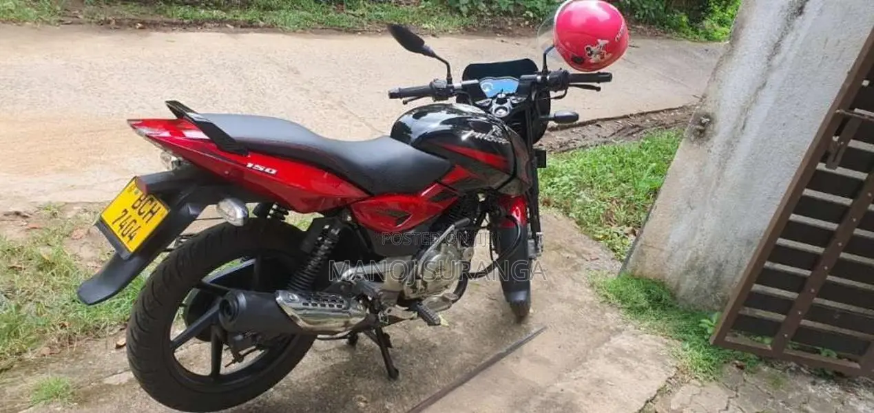 Bajaj Pulsar 2015 Motorbike (Used)