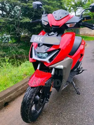 Hero Xoom 2025 Motorbike (Used)