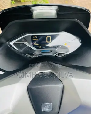 Honda Pcx 125 2025 Motorbike (Used)