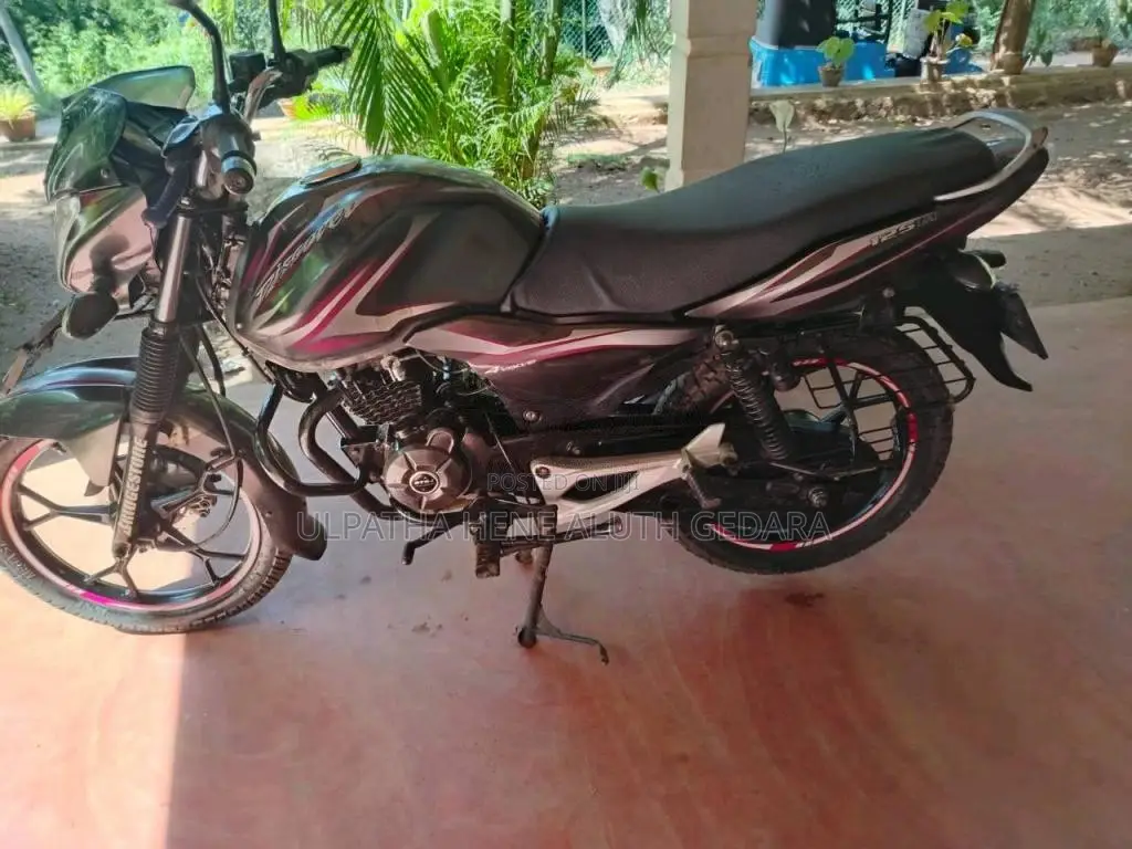 Bajaj Discover 2014 Motorbike (Used)