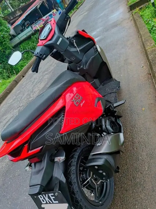 Hero Xoom 2025 Motorbike (Used)