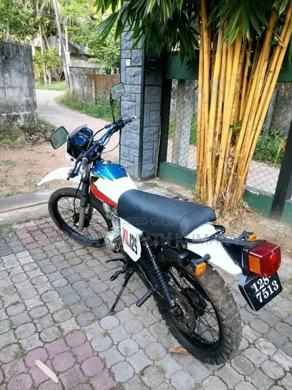 Honda Xlr125 CdiTrail 2000 Motorbike (Used)