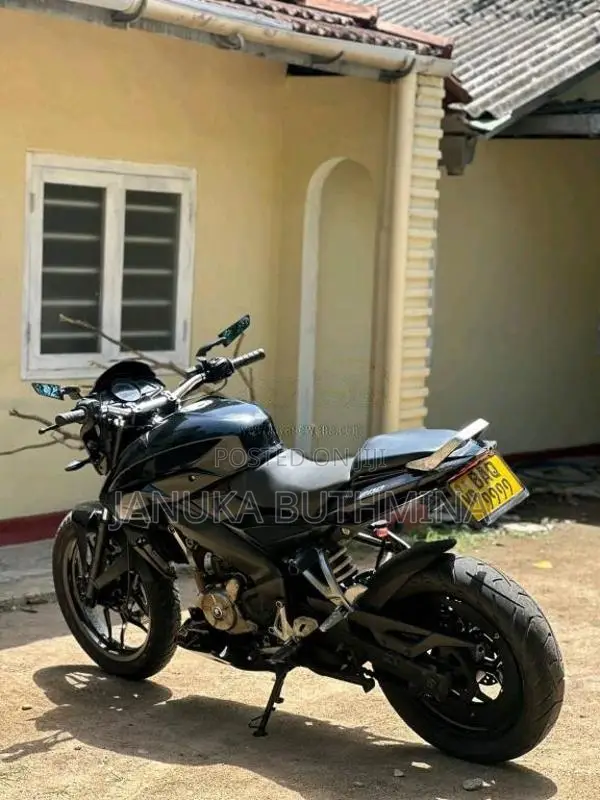 Bajaj Pulsar NS200 2020 Motorbike (Used)