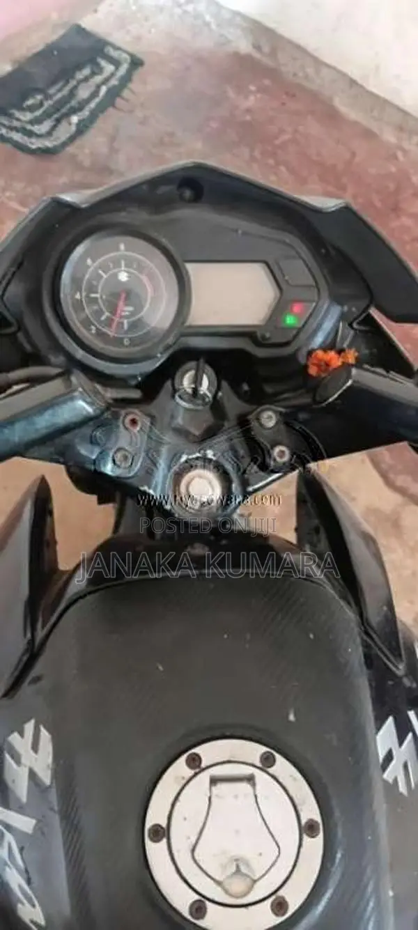 Bajaj Pulsar 135 2014 Motorbike (Used)