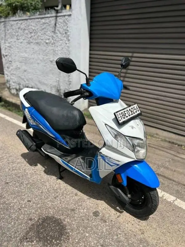 Honda Dio 2017 Motorbike (Used)