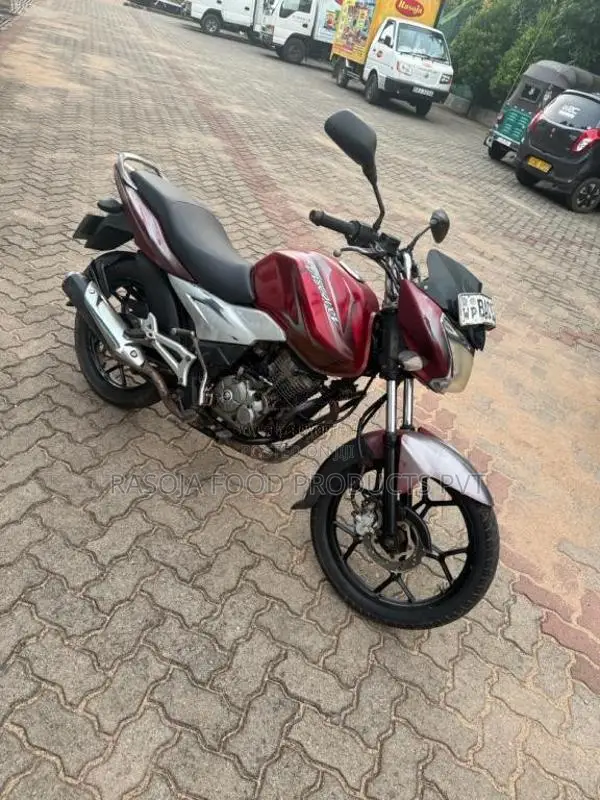 Bajaj Discover 2013 Motorbike (Used)