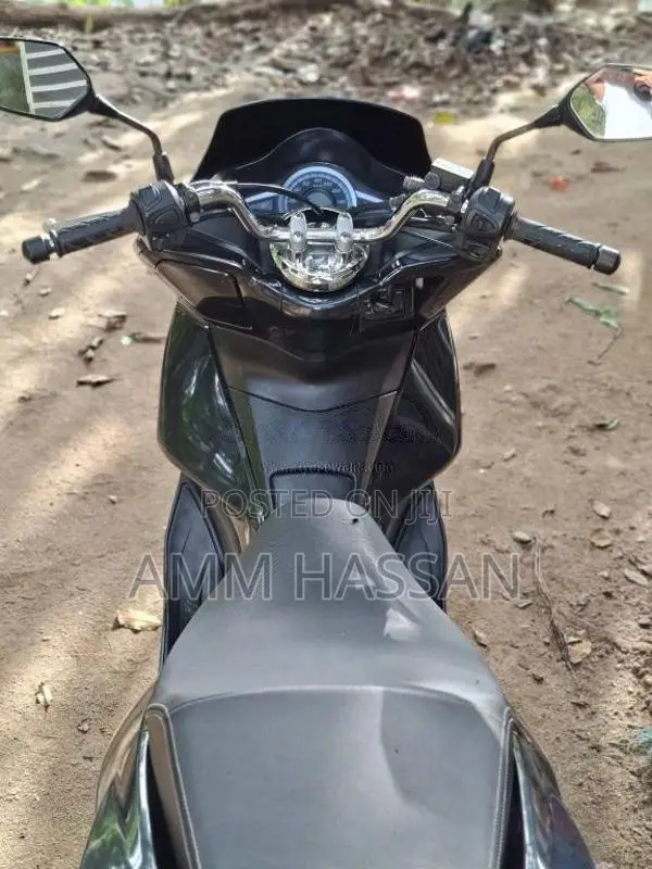 Honda Pcx 2020 Motorbike (Used)