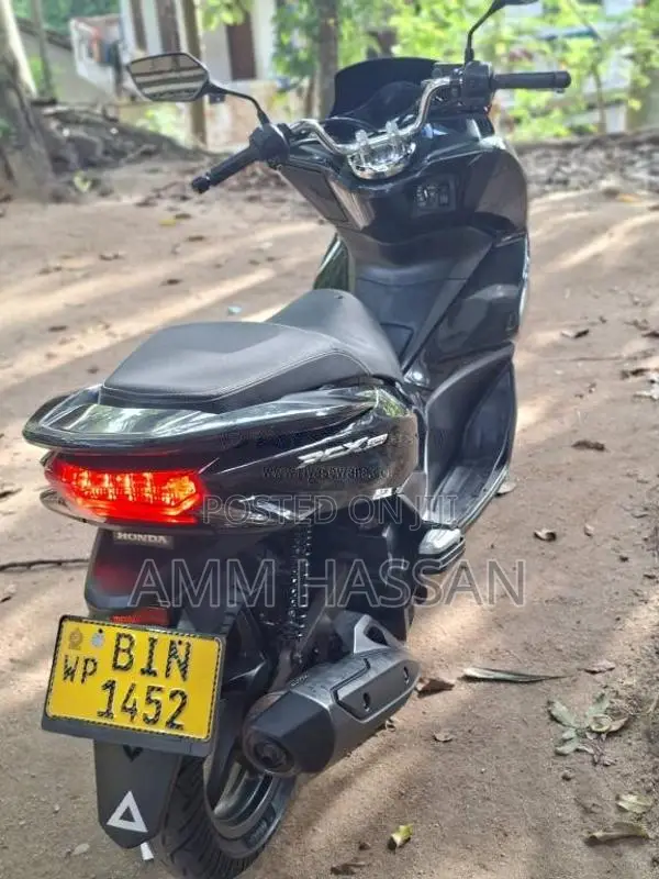 Honda Pcx 2020 Motorbike (Used)