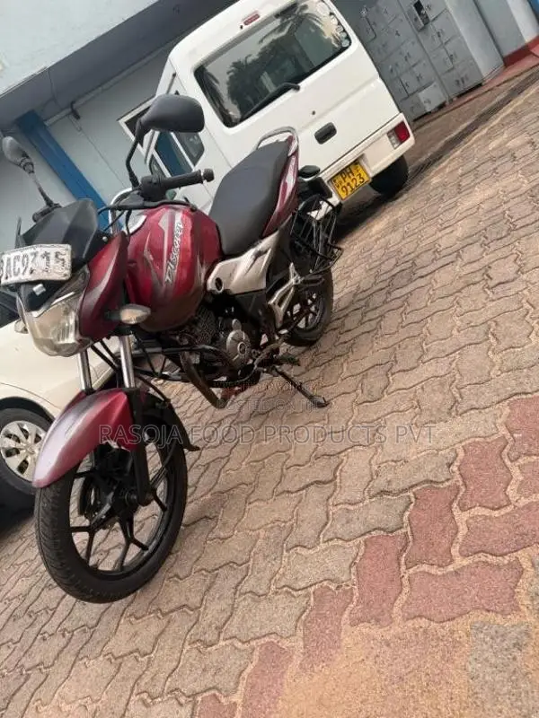 Bajaj Discover 2013 Motorbike (Used)