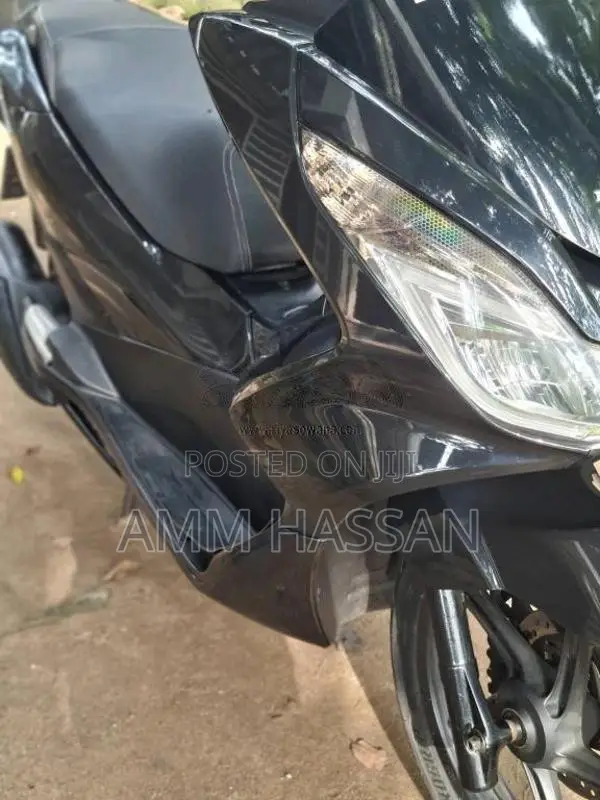 Honda Pcx 2020 Motorbike (Used)