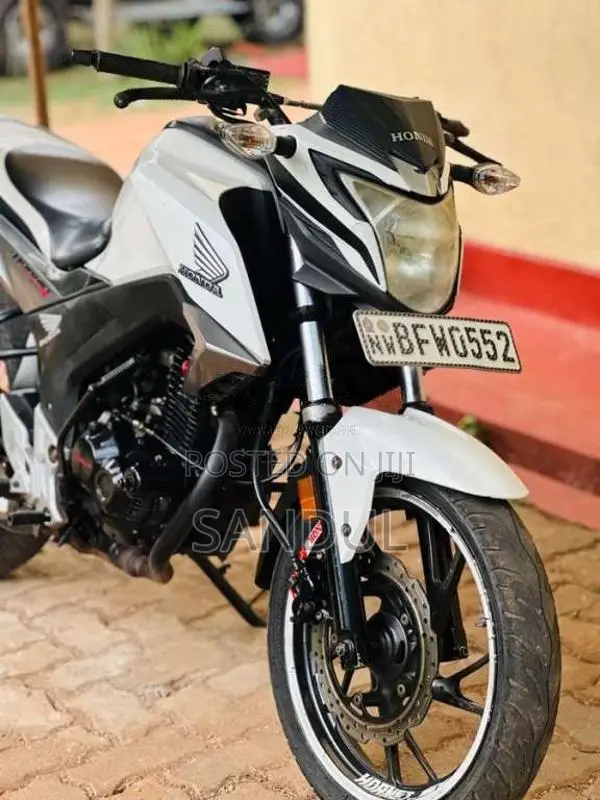 Honda Cb Hornet 2018 Motorbike (Used)