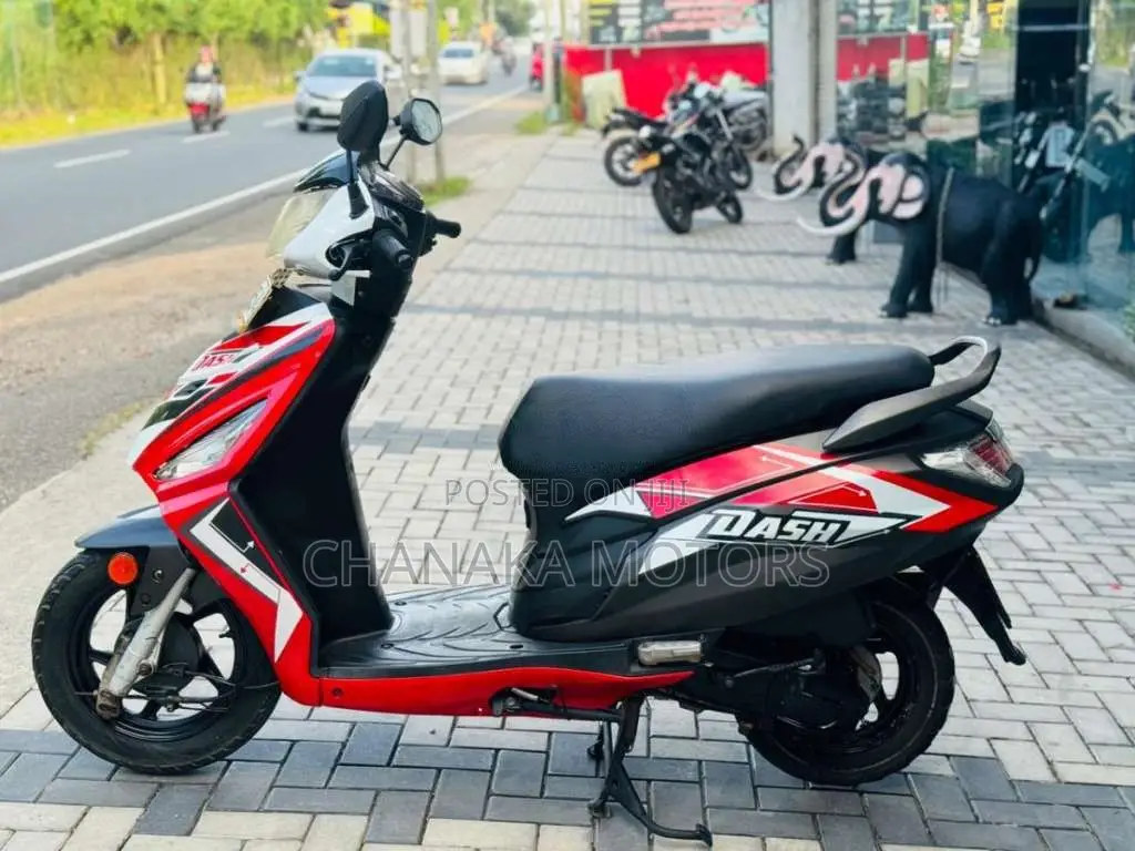 Hero Dash 2016 Motorbike (Used)