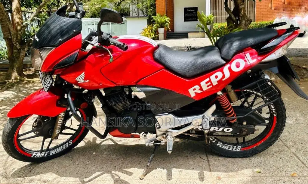 Hero-Honda CBZ Xtreme Sports 2012 Motorbike (Used)