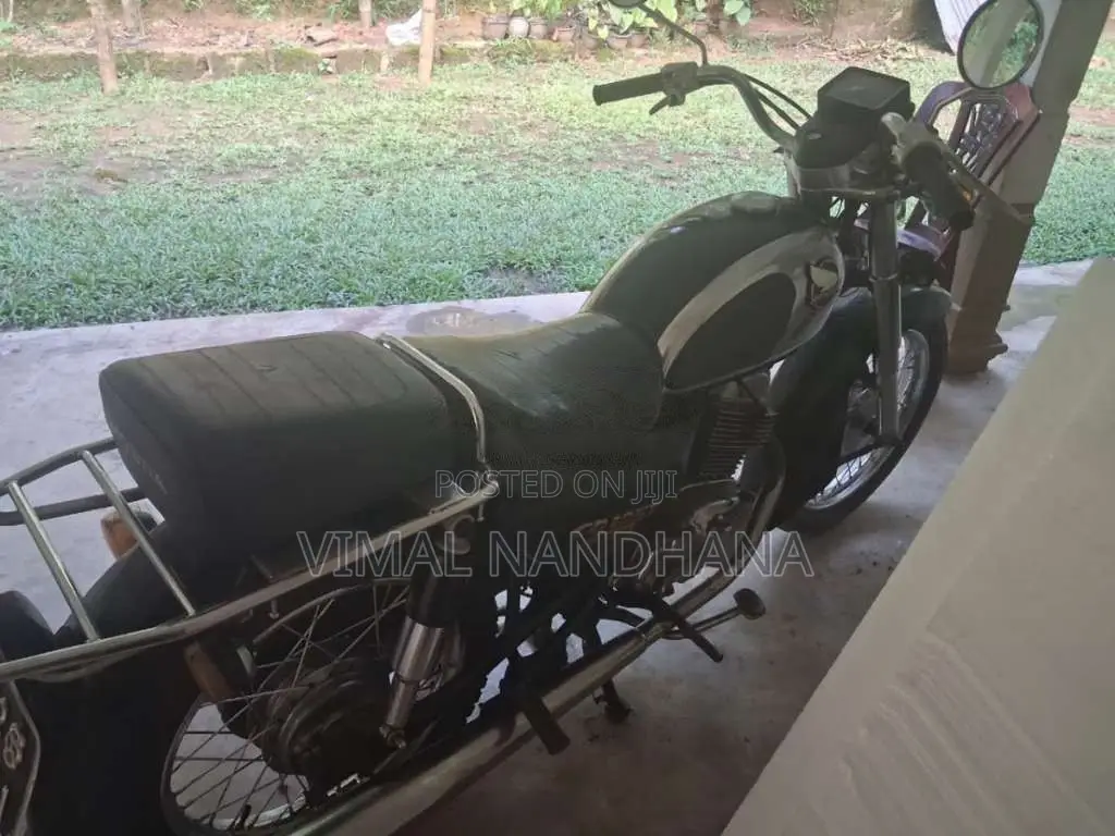 Honda Benly 1984 Motorbike (Used)