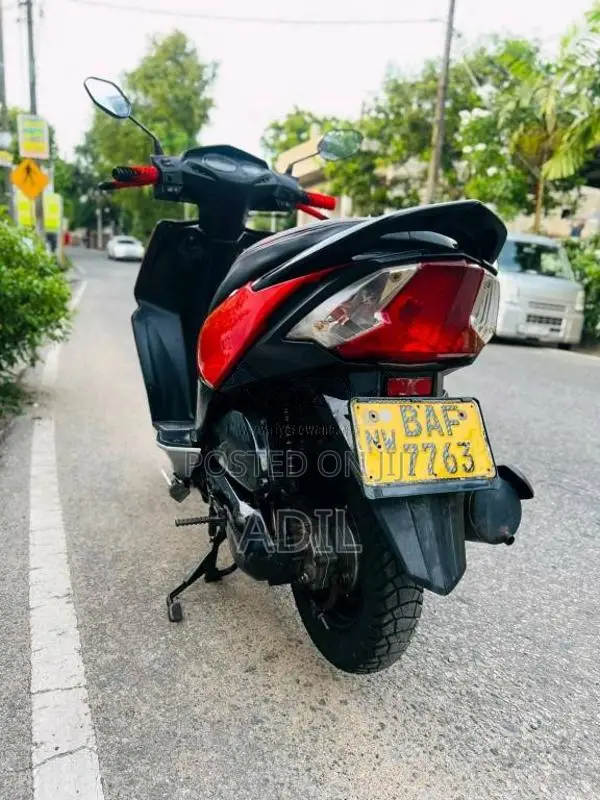 Honda Dio 2013 Motorbike (Used)