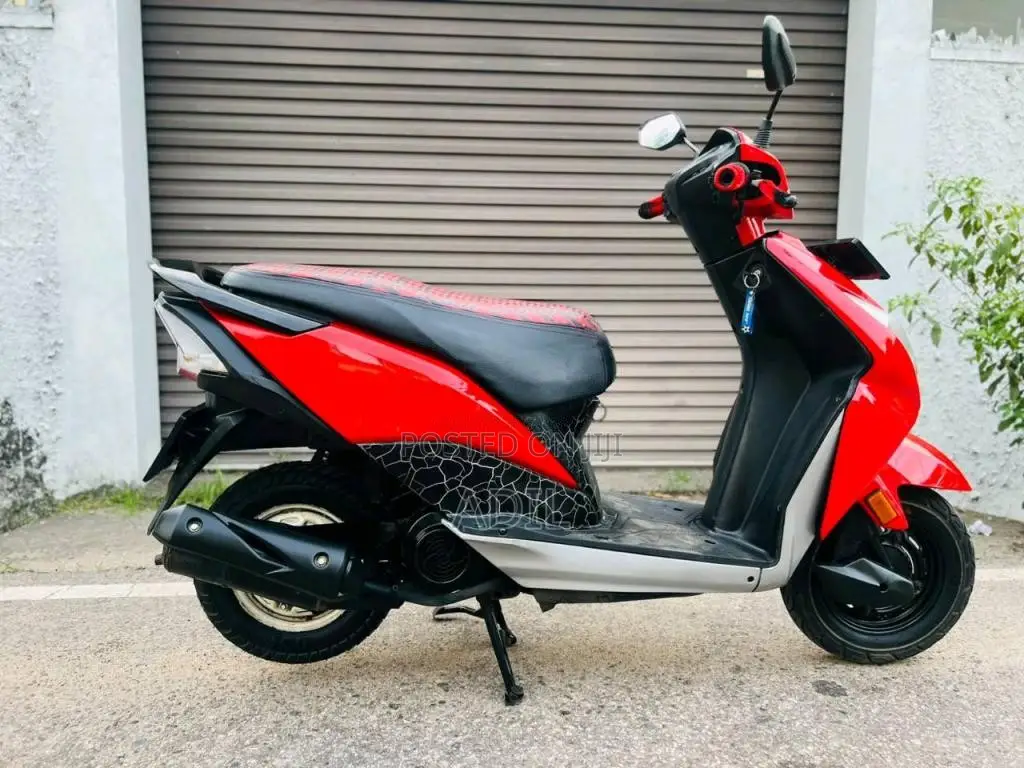 Honda Dio 2013 Motorbike (Used)
