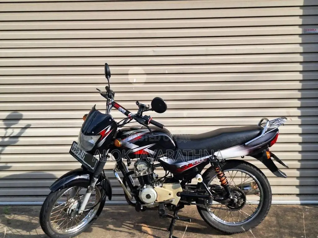 Bajaj CT-100 2013 Motorbike (Used)