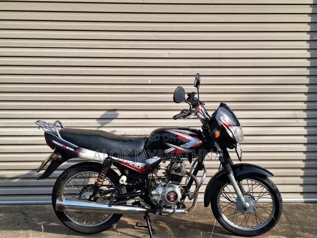 Bajaj CT-100 2013 Motorbike (Used)