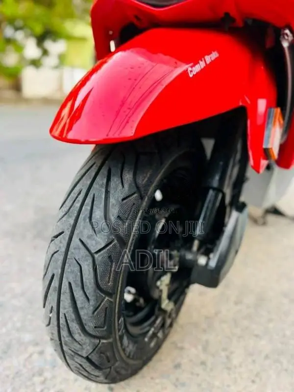 Honda Dio 2013 Motorbike (Used)