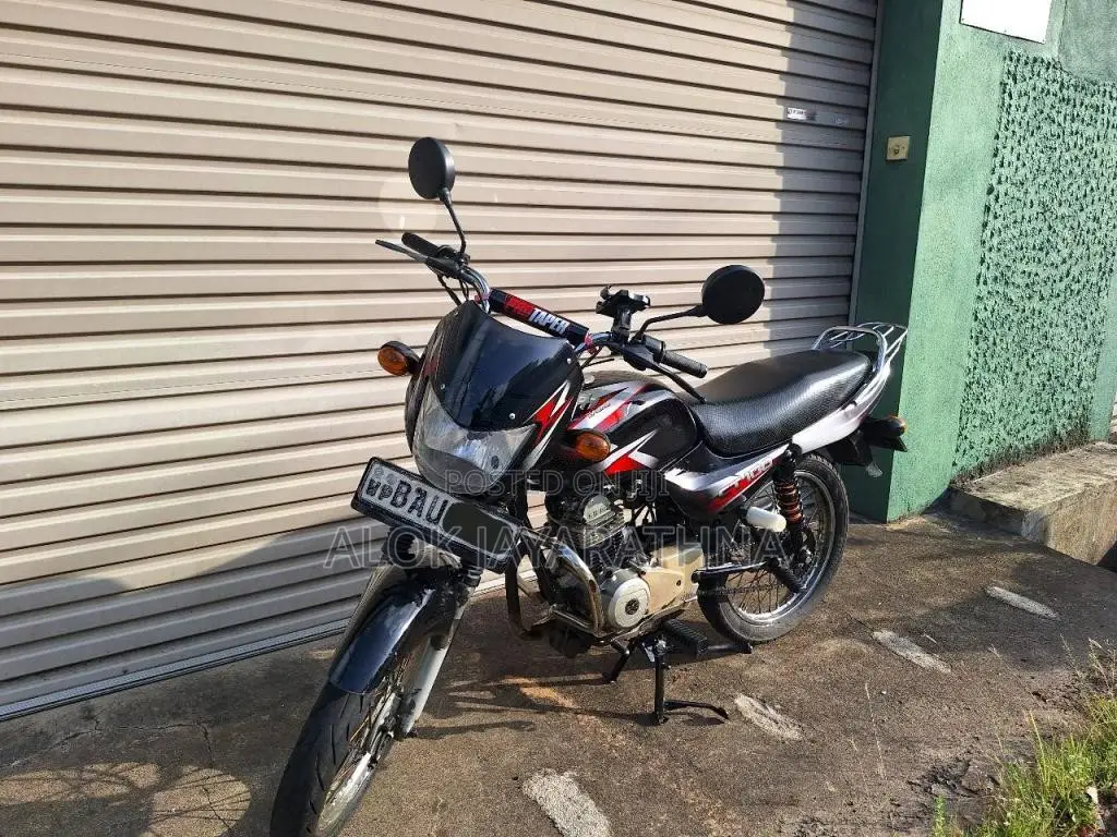 Bajaj CT-100 2013 Motorbike (Used)